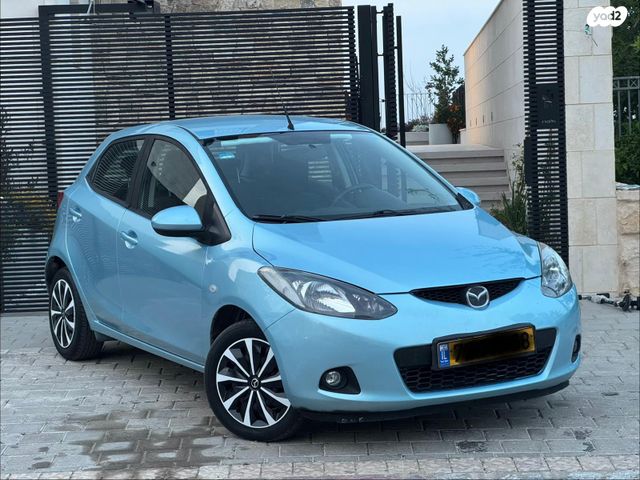 מודעת רכב מאזדה 2