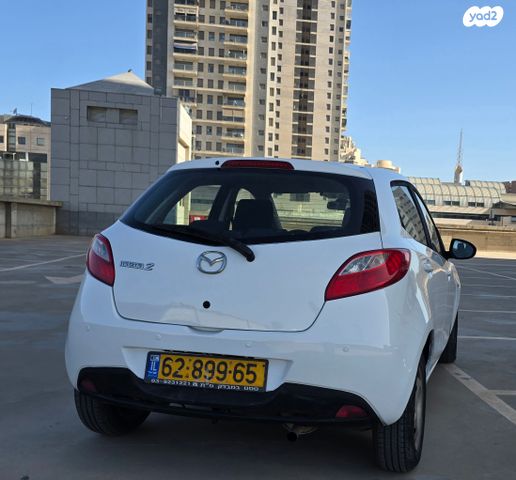 מודעת רכב מאזדה 2 1