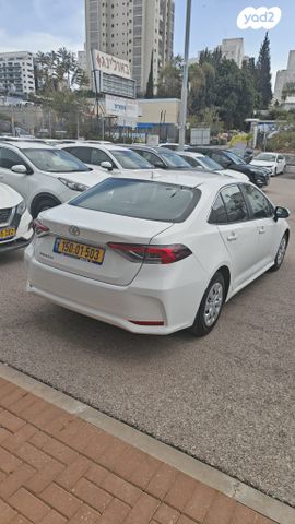 מודעת רכב טויוטה קורולה 2