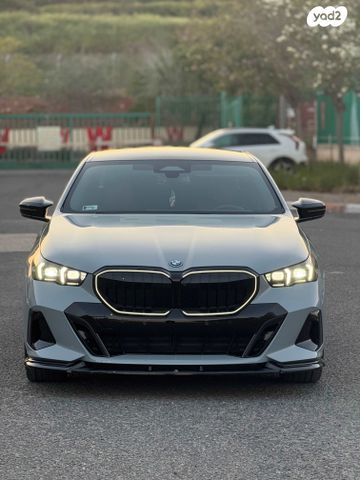 מודעת רכב ב מ וו סדרה 5