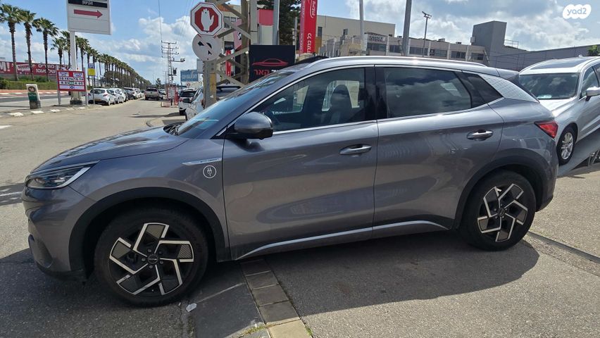 מודעת רכב בי.ווי.די אטו 3