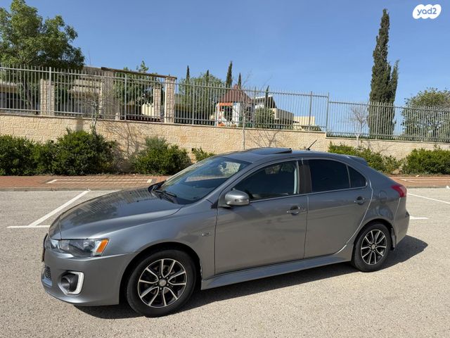 מודעת רכב מיצובישי לנסר