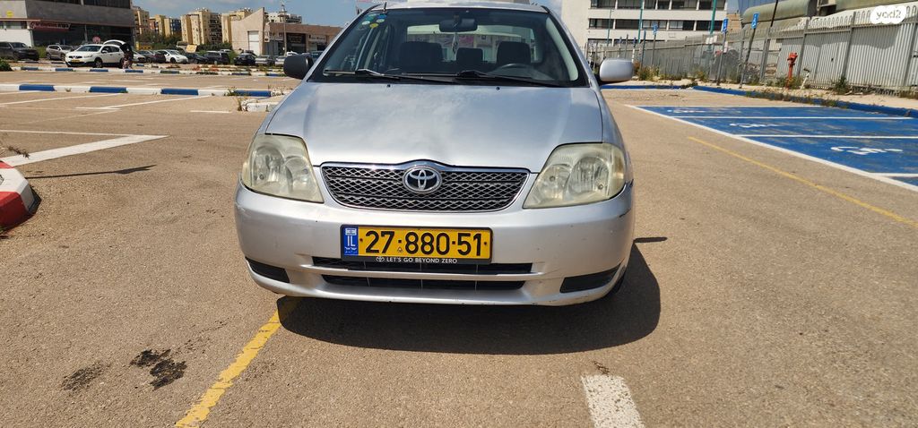 מודעת רכב טויוטה קורולה 1