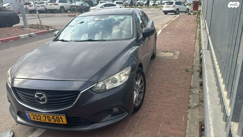 מודעת רכב מאזדה 6