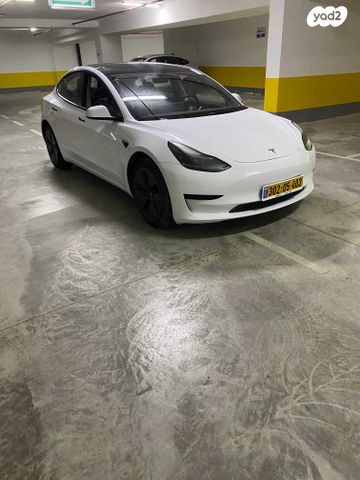מודעת רכב טסלה מודל 3