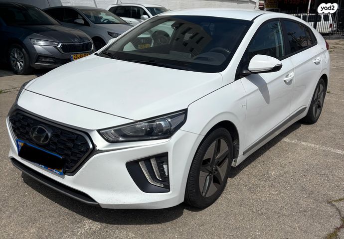 מודעת רכב יונדאי איוניק