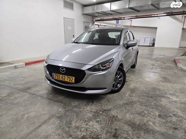 מודעת רכב מאזדה 2