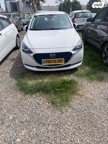 מודעת רכב מאזדה 2