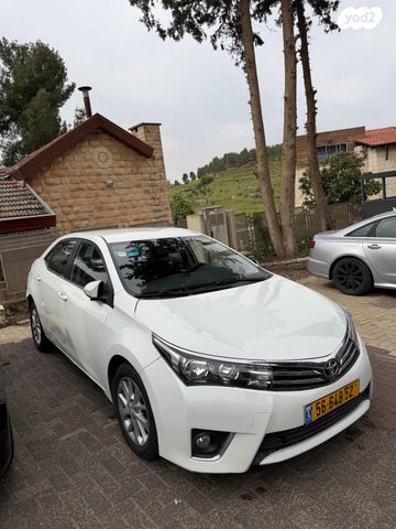 מודעת רכב טויוטה קורולה