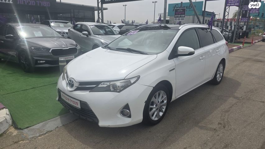 מודעת רכב טויוטה אוריס