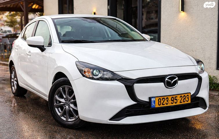 מודעת רכב מאזדה 2