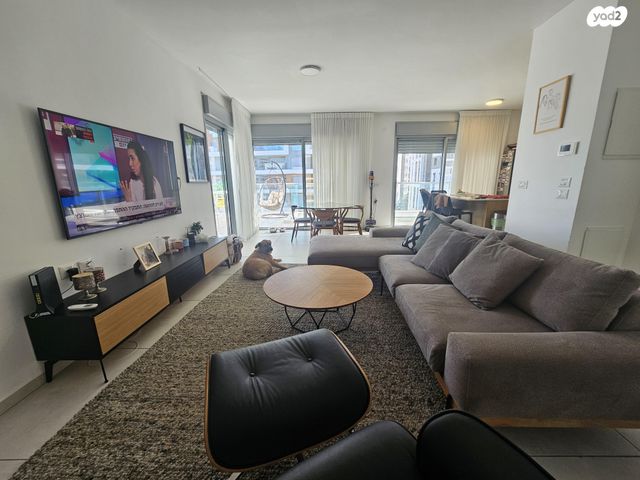 חנה רובינא 4