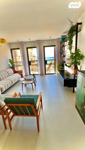 מנדס פראנס 5