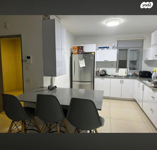 גדעון האוזנר 6