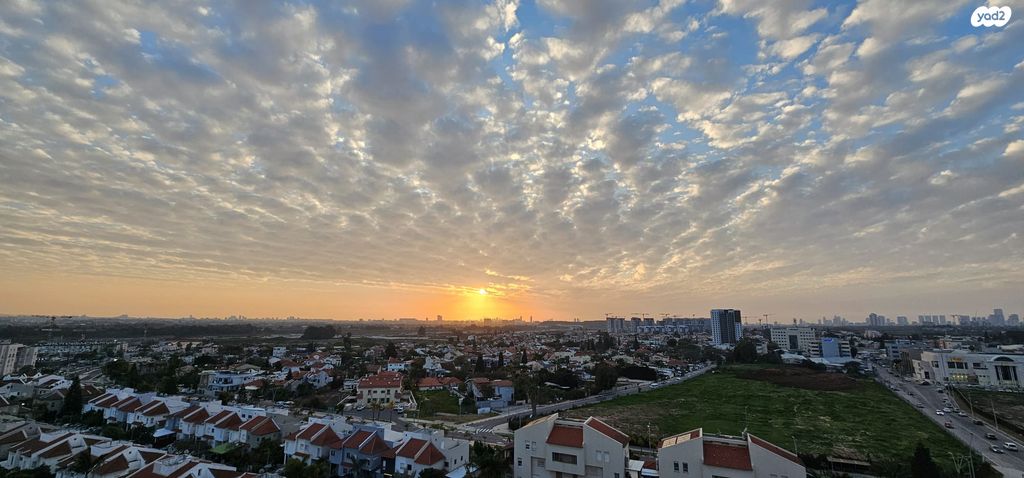 חיים ברלב 15