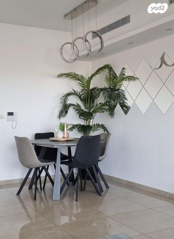 אהובה עוזרי 3