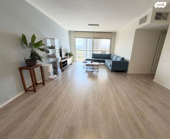 שדרות הבנים 3