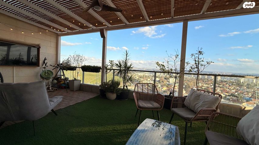 שושנה דמארי 1