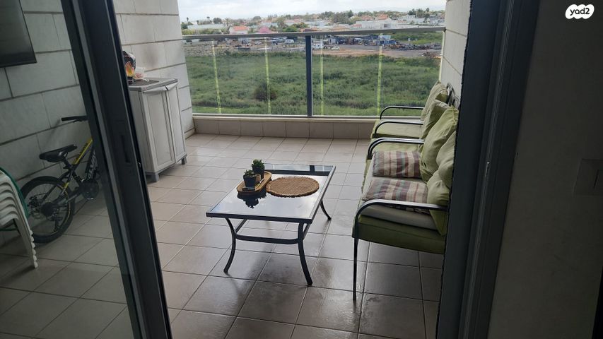 שדרות הרצל 27