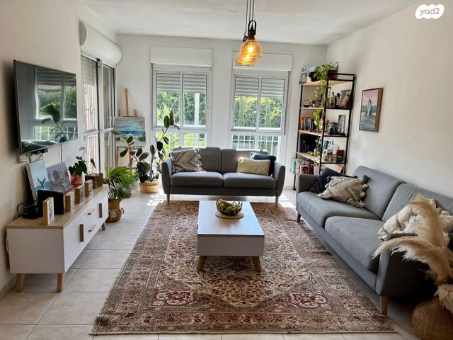 יואל הנביא 6