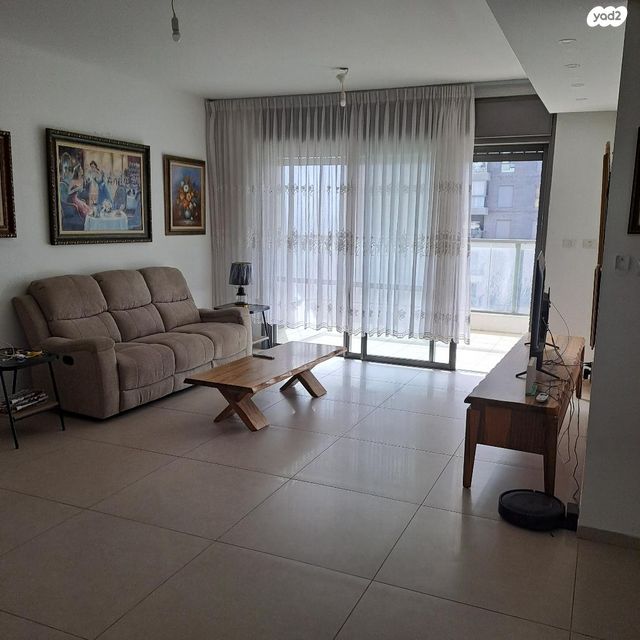 שדרות דוד טוביהו 121