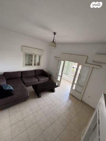 דרך אבא הלל 136