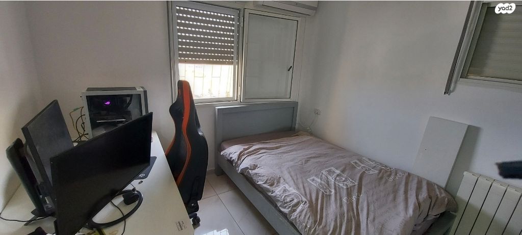 שמואל תמיר כצנלסון 10