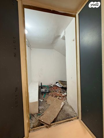 דרך זאב ז'בוטינסקי 147