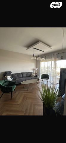 לאה גולדברג 8