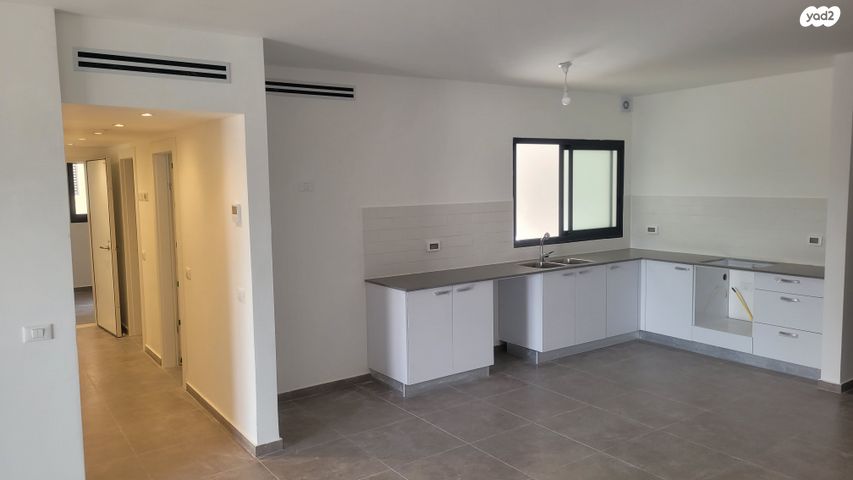 יצחק ארנסט נבנצל 1