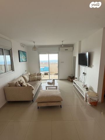 כלילת יופי 8