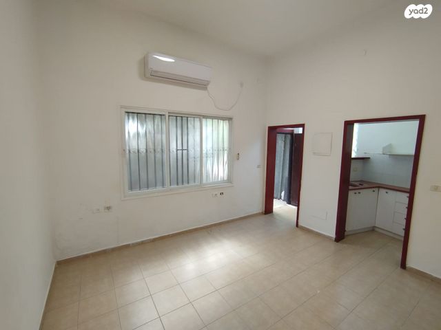 ארלוזורוב 28