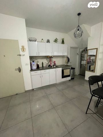 אברהם קופלמן 12