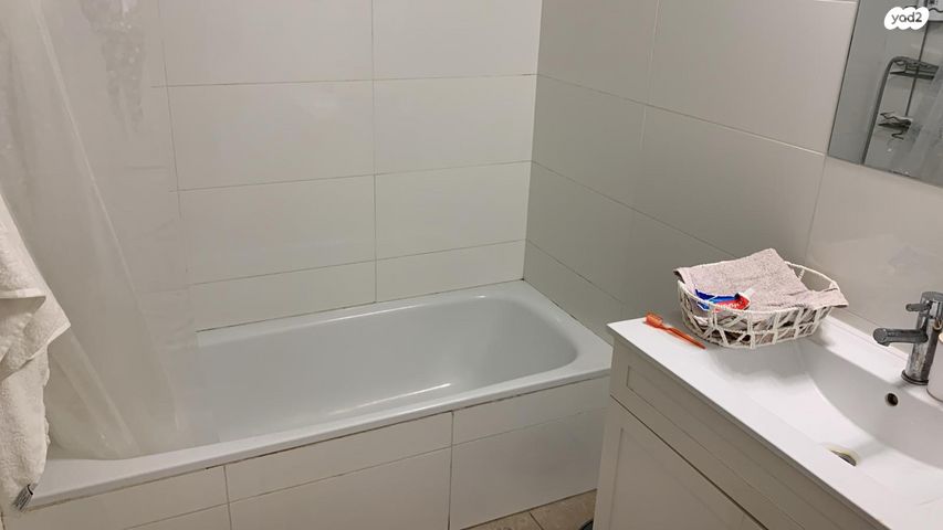 אנריקה פברגט 4