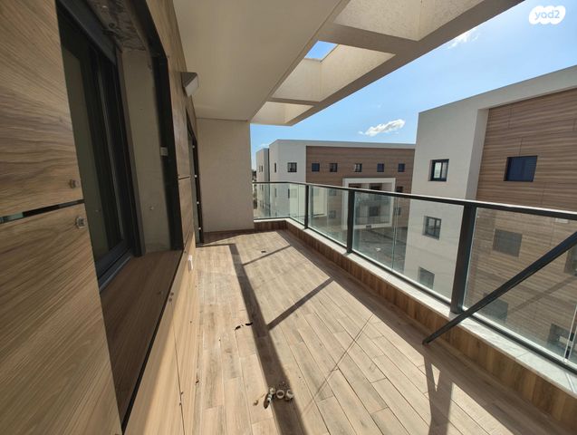 שדרות אילות 1