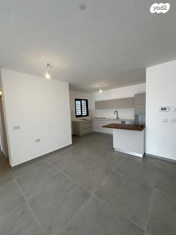 דירה, כרמי הנדיב, אחוזת רוטנר, קרית מלאכי