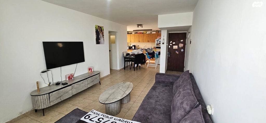 דירה, חולון