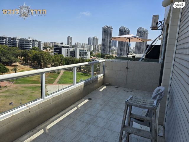 מקס נורדאו 11