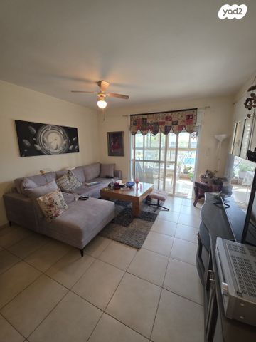 מודעת נכס, נתניה