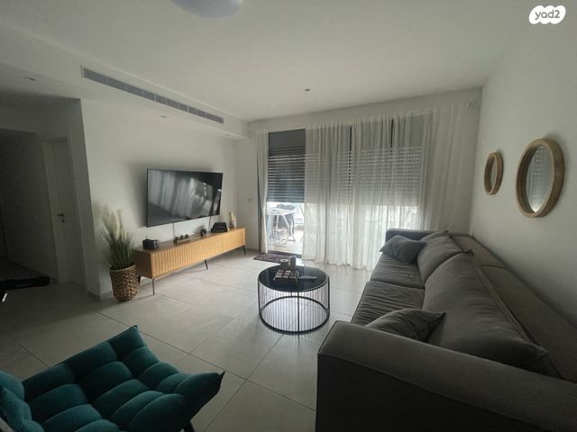 דירה, עיר היין, אשקלון