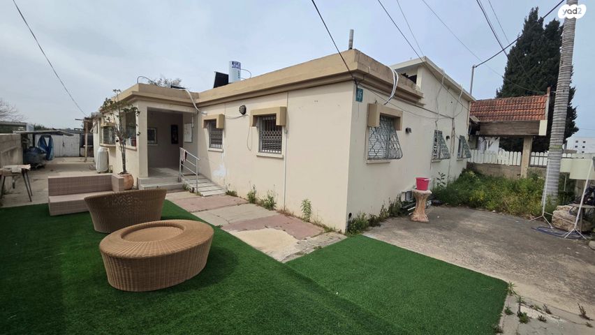 גבעת ציון וגבעת הפרחים