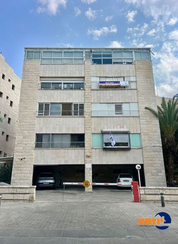 דירה למכירה בירושלים (תיווך) — 3