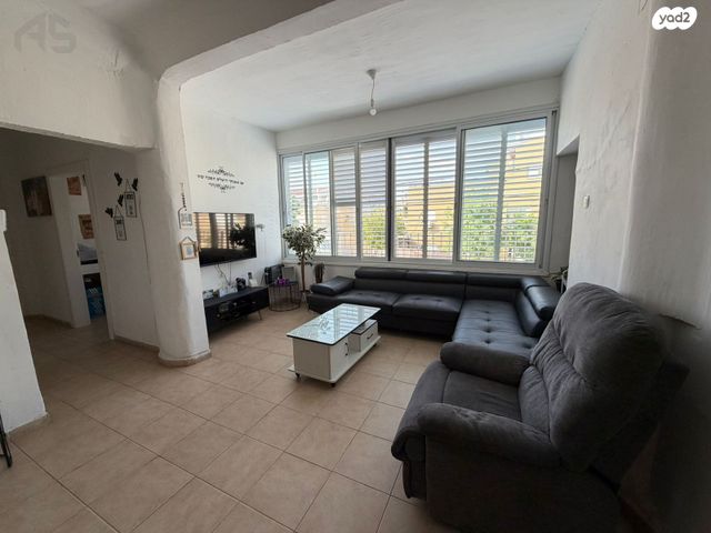 מונטיפיורי 