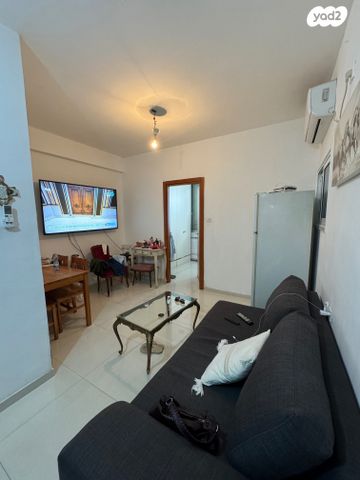 דירה, רסקו א', חולון