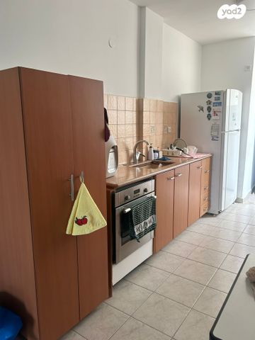 מודעת נכס, קרייתי, לב העיר, בת ים