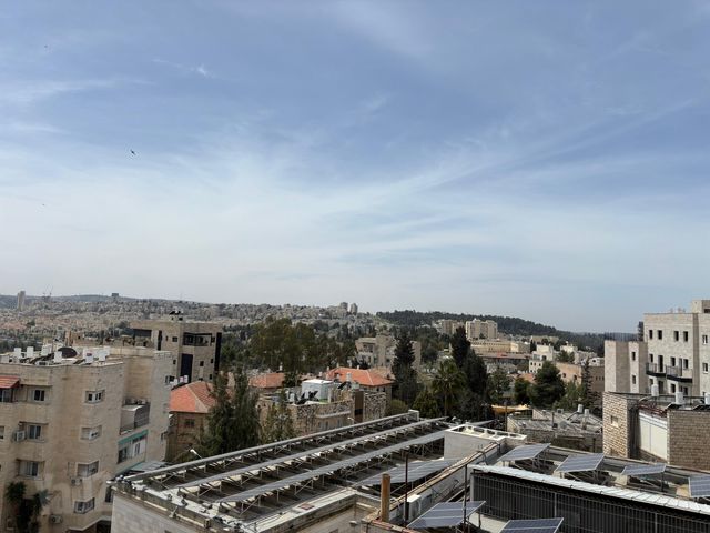 דירה להשכרה בירושלים (תיווך) — 2