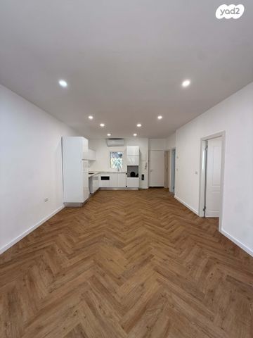 כ"ג יורדי הסירה 