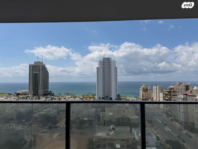 דר' ישראל בורגנסקי 