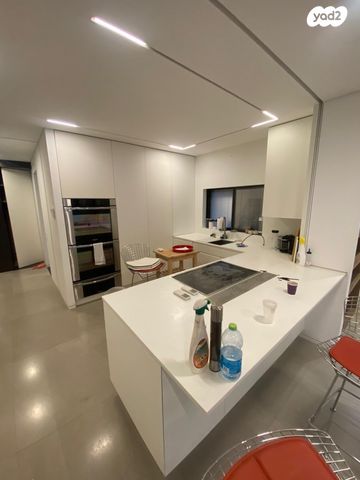 הצפון החדש - כיכר המדינה