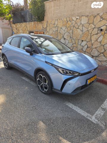 מודעת רכב ג׳ילי Geometry C